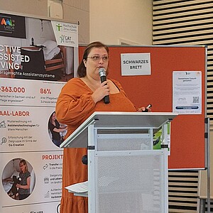 Sarah Kautz am Rednerpult